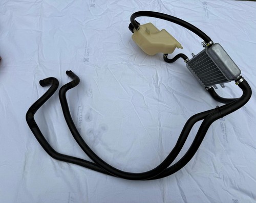 Radiatore-impianto Di Raffreddamento Tubi Acqua E Vaschetta Piaggio Zip Sp Mk2 - Foto 2 di 4