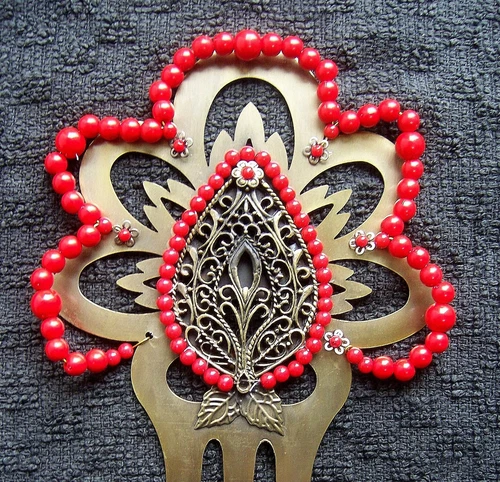 Vintage hair comb peineta Spanish mantilla style hair accessory (AAQ)