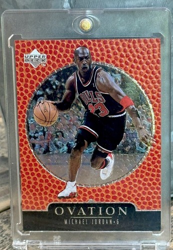 Michael Jordan Card 90’s INSERT RAINBOW HOLO FOIL RARE SP 🔥 BULLS JERSEY #23 - Picture 5 of 13