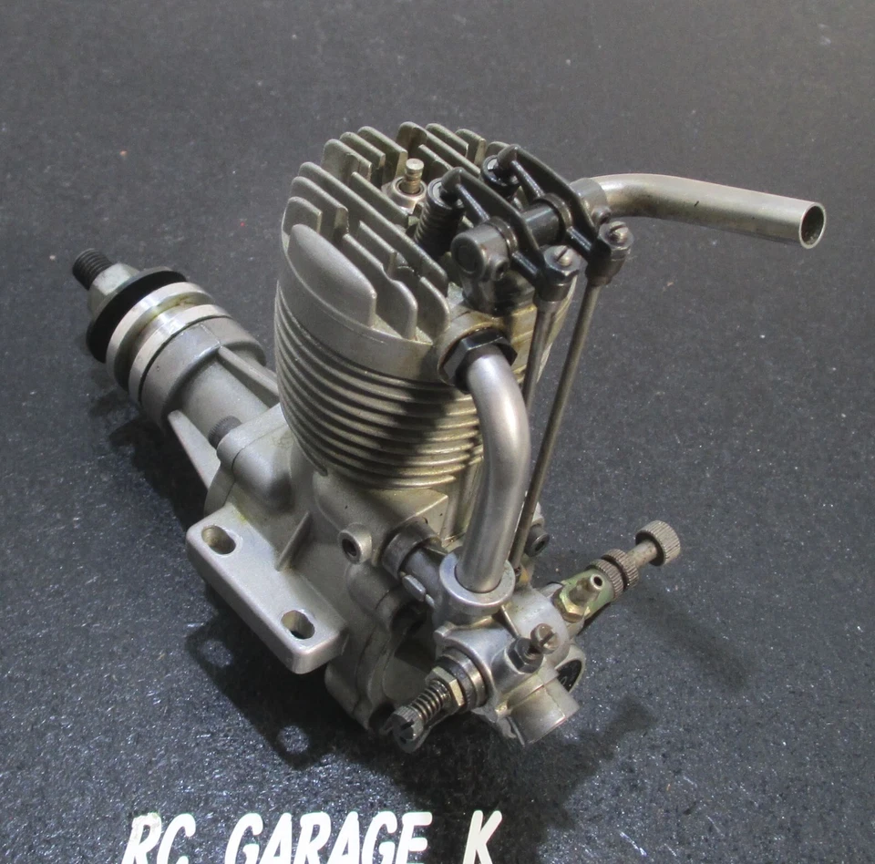 O.S. FS-60 9.95cc open rocker 4 cycle glow engine with muffler, used for R/C air - Image 4 of 4