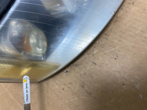 2002-2005 Audi A4 Sedan Right Passenger Halogen Headlight OEM N6075 DW - Picture 5 of 14