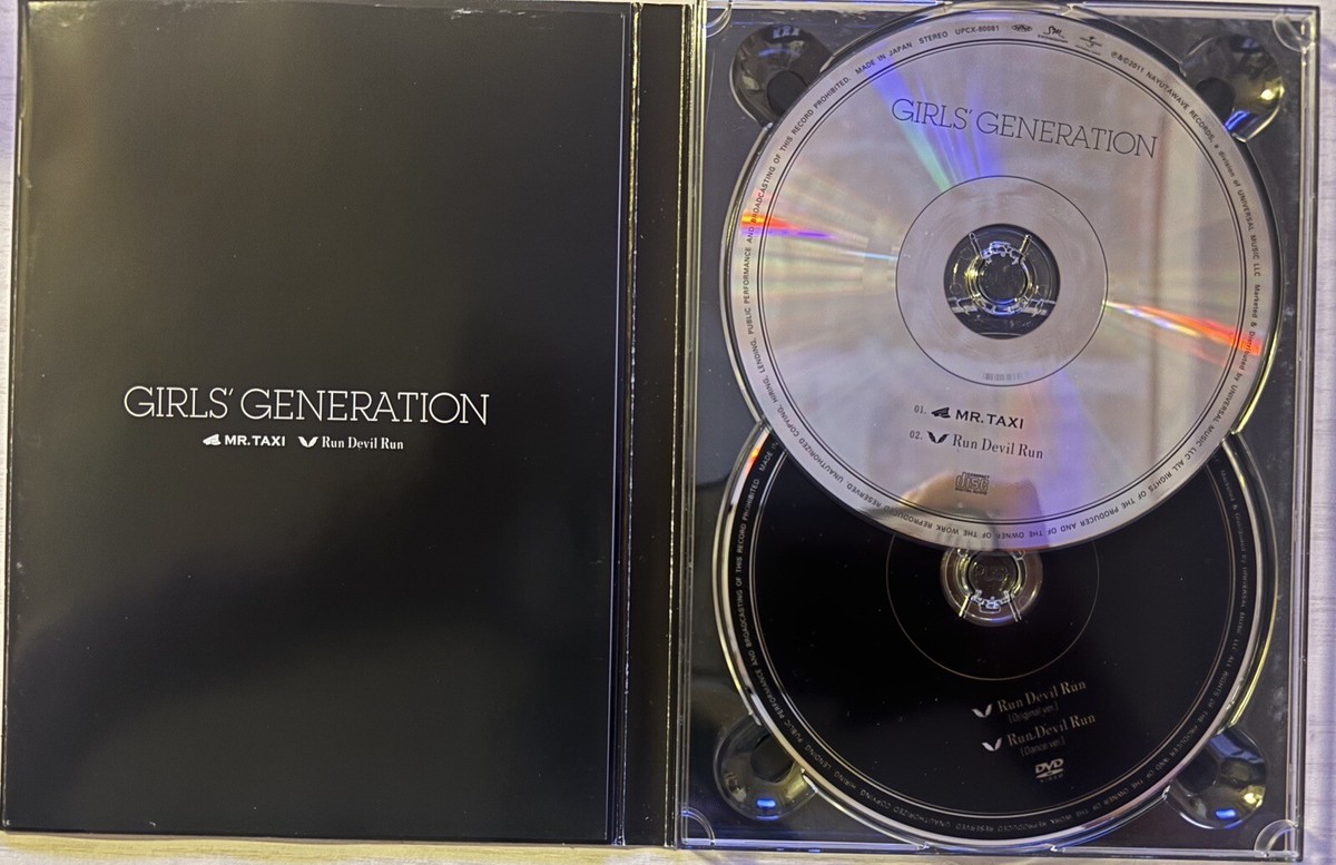 SNSD [Mr. Taxi] All Member Autographed Signed Album GIRLS