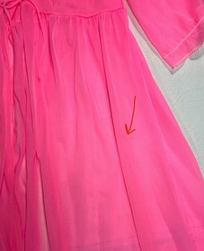 Vintage 60s Bubblegum Pink Long Peignoir Robe Empire Waist Chiffon Lingerie Med