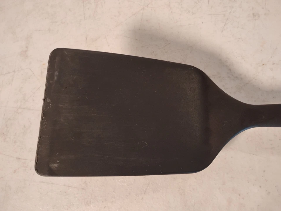 FARBERWARE BLACK NYLON/PLASTIC SOLID SPATULA TURNER FLIPPER UTENSIL - Image 3 of 4