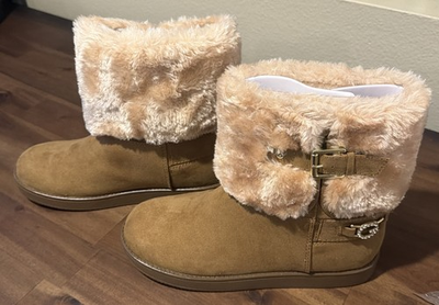 #ad GBG Los Angles Women’s Aleya Faux Fur Boots Medium Natural Color NIB Size 7 1 2 $29.45