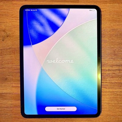Apple iPad Pro 11'' M5 256GB Wi-Fi + 5G Cellular Unlocked ME2N4LL/A