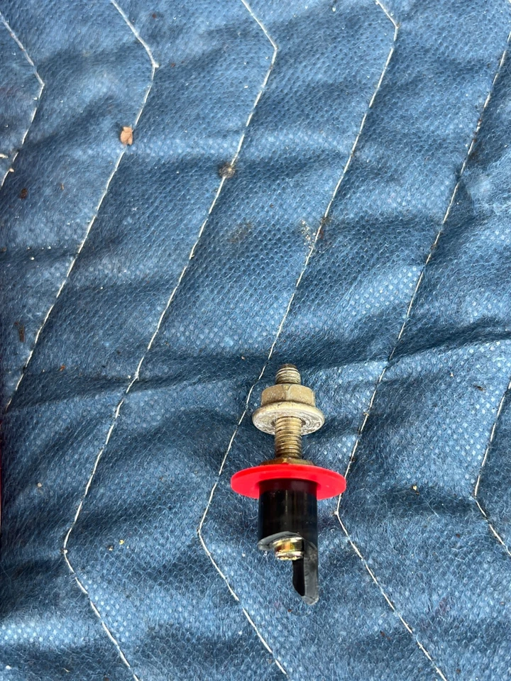 1989-1995 Volvo 740 940 Sedan Rear RH Right Tail Light Lamp Assembly OEM #3777EM - Image 2 of 4