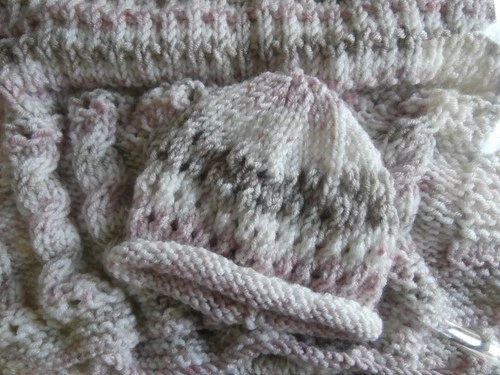 Hand knitted baby blanket & hat pink cream beige stripe 53 x 61cm Bambino Print