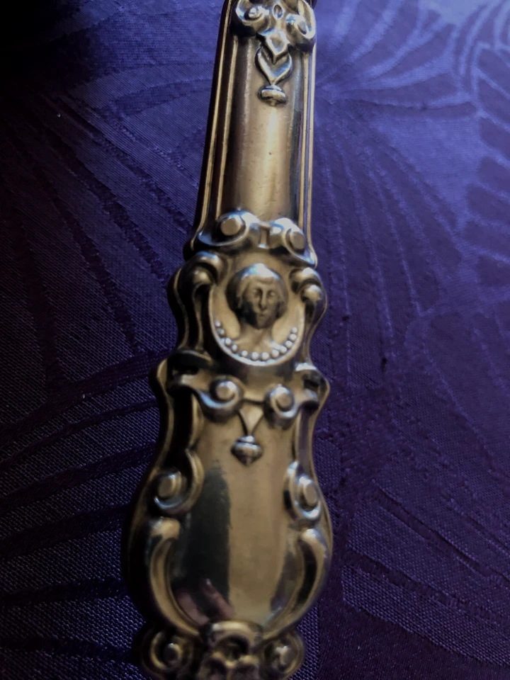 Splendide et Ancienne Pelle à tarte entièrement en argent massif. - Photo 4/4