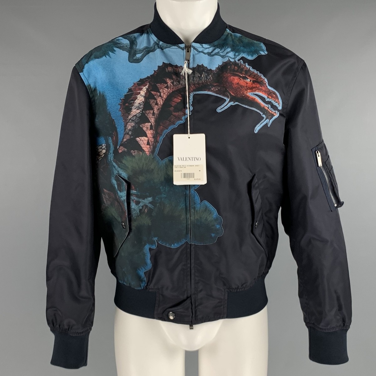 新品 VALENTINO ネイビー テーラードジャケット Vロゴ 36 新品 VALENTINO ネイビー テーラードジャケット Vロゴ 36