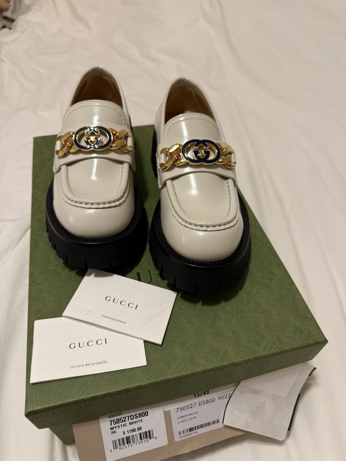 Chaussures mocassins Gucci blanc logo semelles à pattes pointure 36 neuves