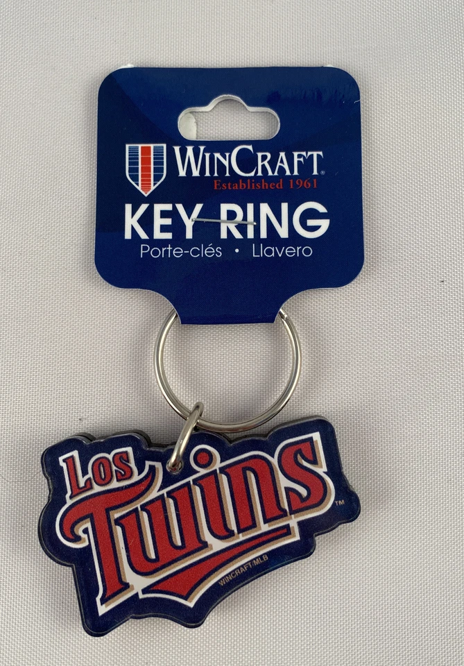MINNESOTA TWINS "Los Twins" Key Ring NEW - Image 2 of 3
