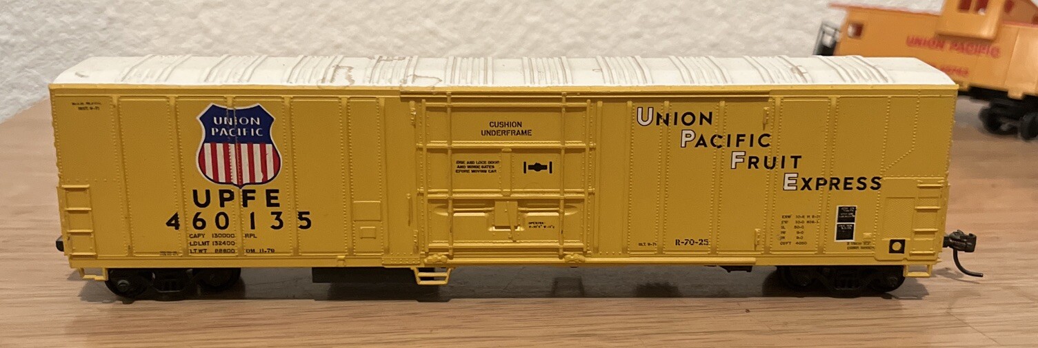 HO Scale Union Pacific Freight Cars eBay