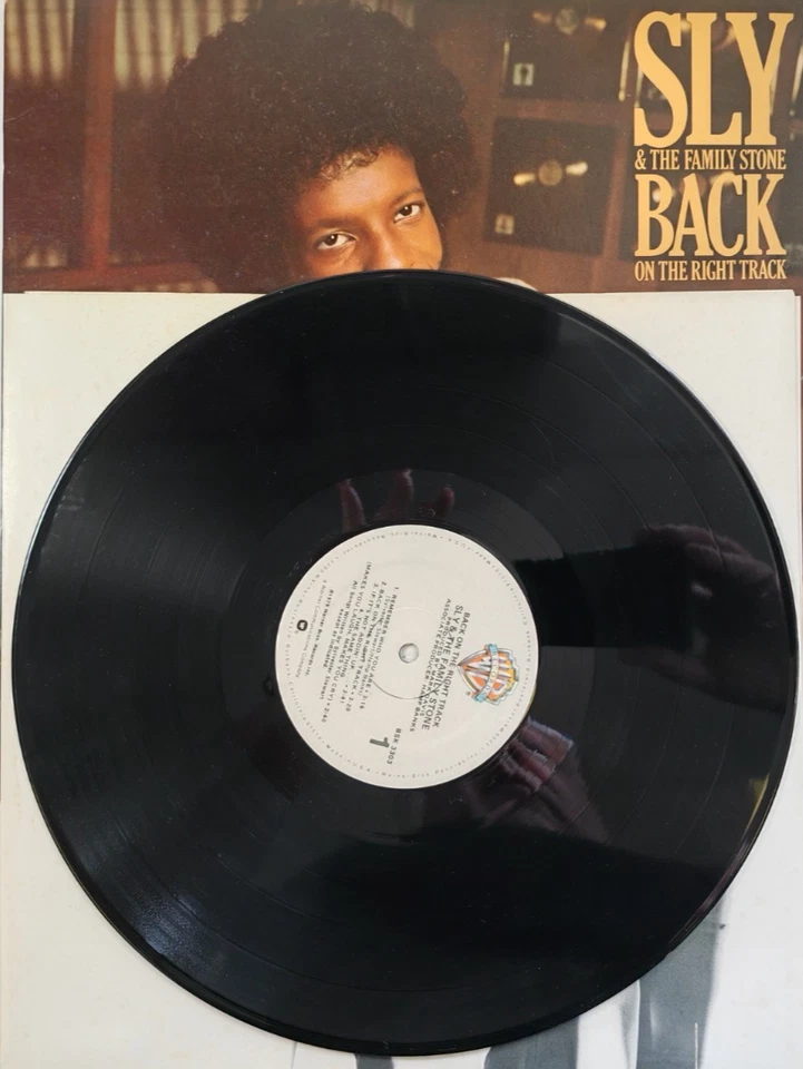 Sly & The Family Stone Back On The Right Track LP Album Vinyl record on Warner - Image 2 of 4