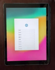 Apple iPad Pro 12.9-inch (2nd generation) Bundle with Apple Pencil and Chargers