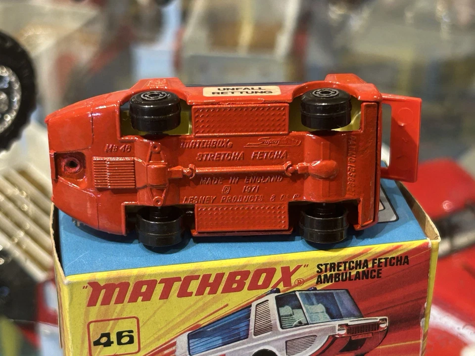 MATCHBOX SF46 STRETCHA FETCHA AMBULANCIA RARO ROJO RESCATE ACCIDENTE LLAMADA DE EMERGENCIA 112 ALEMÁN Foto 4 de 4