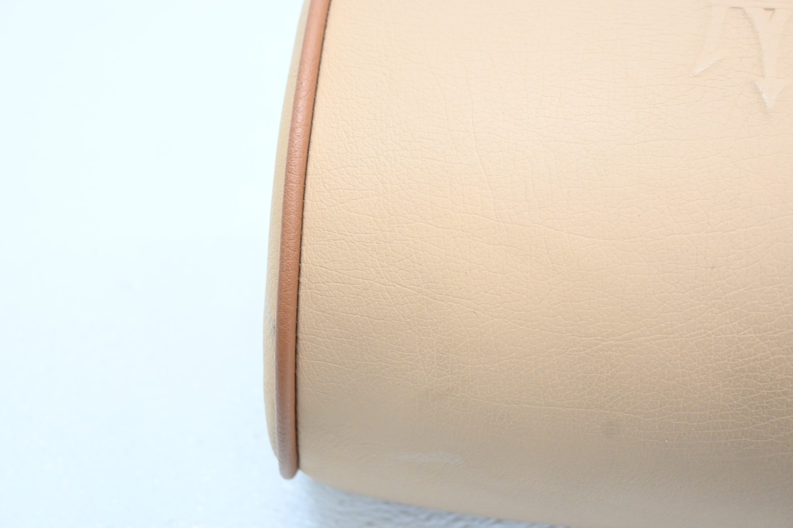 ⭐ 03-12 Maserati Quattroporte Front Seat Upper Headrest Trim Beige Oem