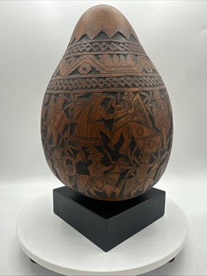 Vtg Hand Carved Gourd  Mate Burilado  Peruvian Artcraft. Andean people scene.