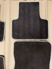 Jaguar XJ6/XJ8 X300 Floor Mat Set – 4-Piece Beige Tufted Carpet With Anti-Slip Fixings (1994-2003) - View #5