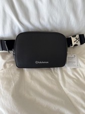 Lululemon Everywhere Belt Bag in Cactus Leath...