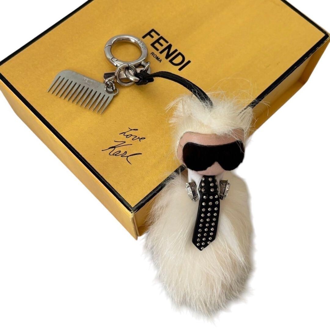FENDI カール・ラガーフェルド　ファーキーホルダー オレンジ 153153609.jpg?1484025667