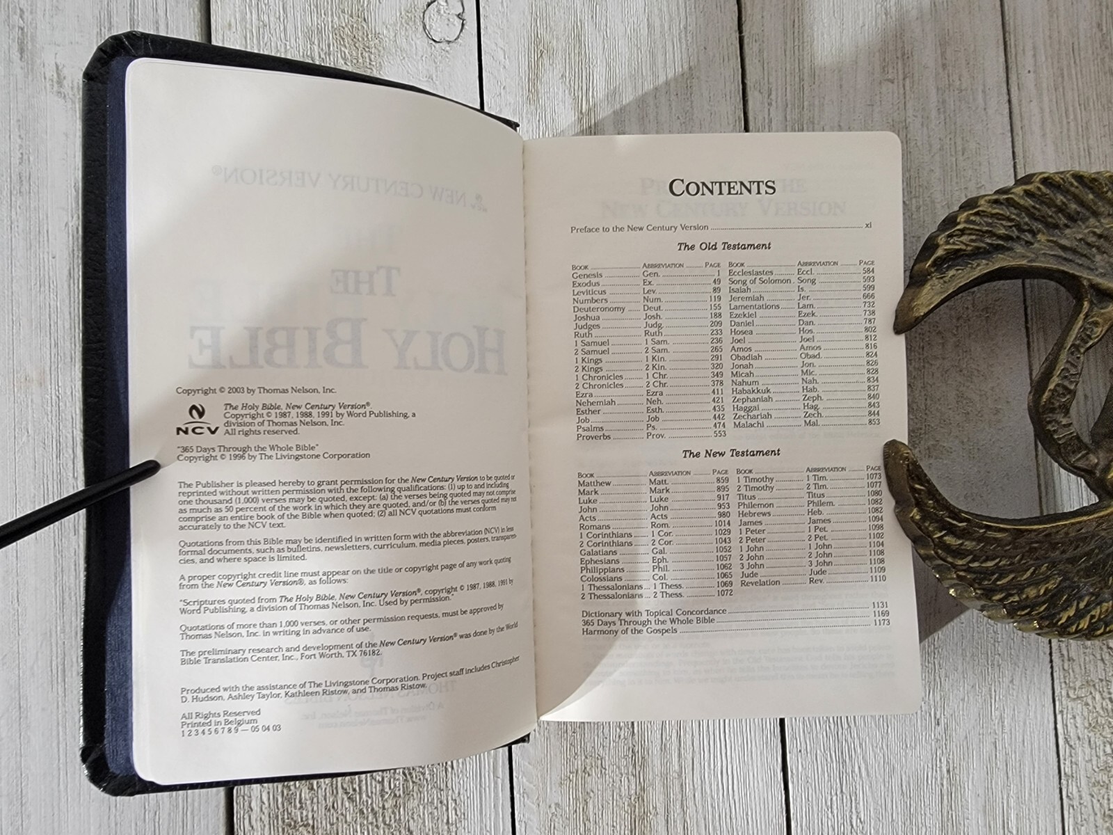 New Century Version® The Holy Bible Thomas Nelson Bible 2003 [7225B