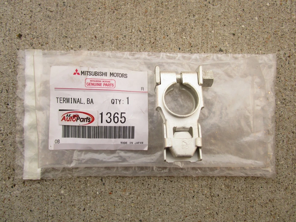 10 - 11 MITSUBISHI ENDEAVOR POSITIVO + CONECTOR TERMINAL BATERÍA OEM NUEVO Foto 2 de 2