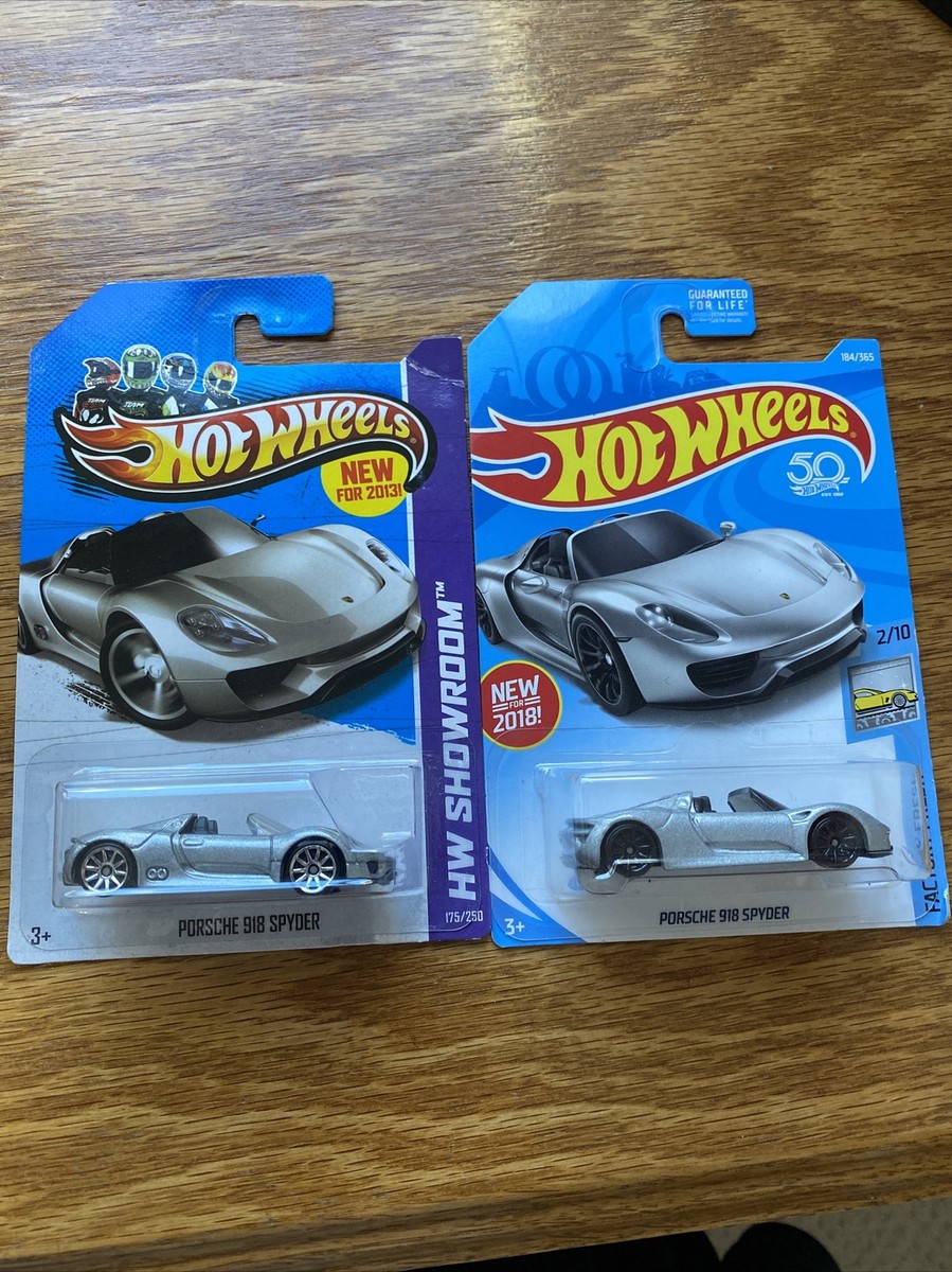 2013 HOT WHEELS HW SHOWROOM PORSCHE 918 SPYDER And 50 Year model