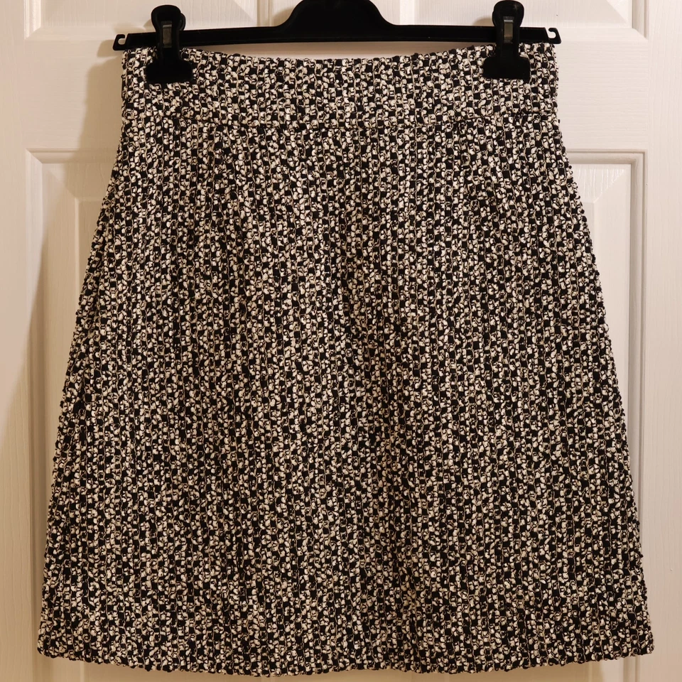 Gucci Blanco y Negro Tweed Tejido Mezcla Seda Falda con Hebilla GG 460486 EE. UU. 6/M Foto 3 de 4