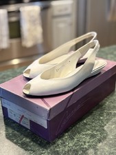 Vintage Caressa White Kid Leather Slingback Heels