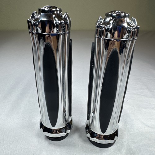 Kuryakyn 6296 Chrome Zombie Skull Hand Grips for Harley Cable Throttle