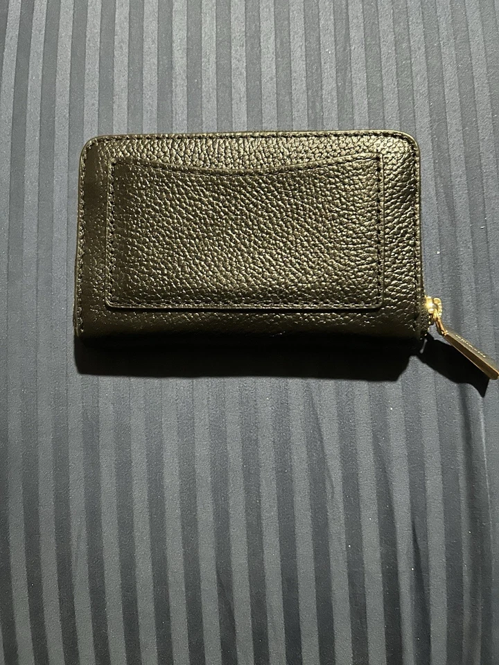 Michael Kors ~ Lot (2) Black Michael Kors Wallets ~ in good condition - Image 3 of 4