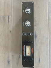 Warm Audio WA76 Discrete Compressor Limiting Amplifier with Power Adapter