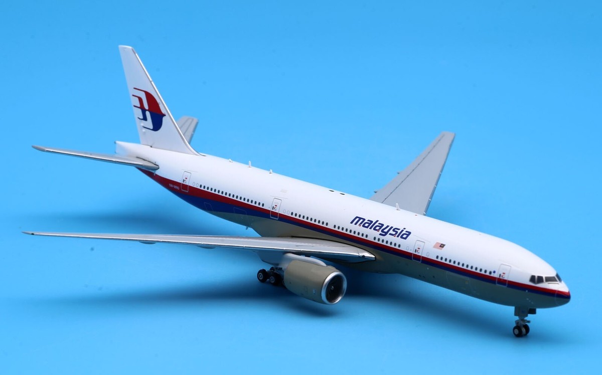 JC Wings 1/200 マレーシア航空 B777-200ER 9M-MRQ RARE)1:200 JC Wings* Malaysia Airlines B777-200ER 9M-MRQ