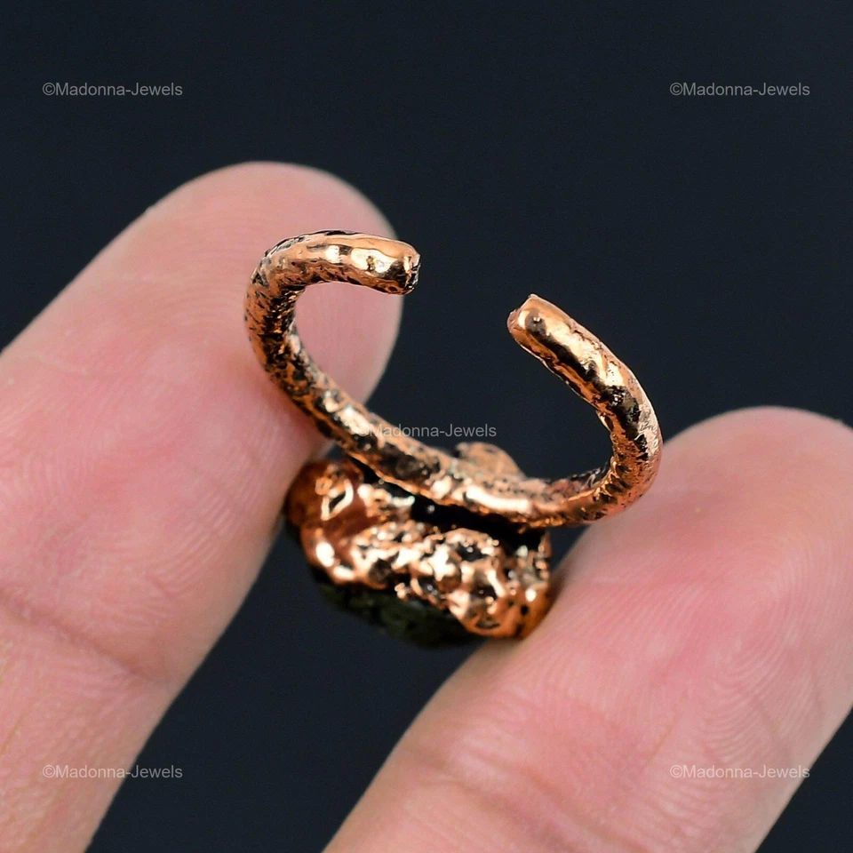 Anillo electroformado apilable de cobre con piedras preciosas áspera aventurina verde venta de Pascua Foto 4 de 4