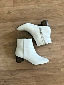 gap white boots