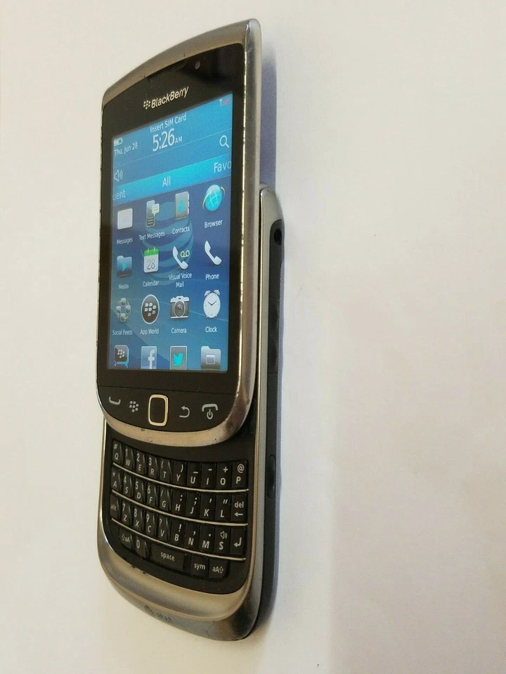 Rare At&t Prepaid Cricket Wireless H20 Blackberry Messenger Torch 9810 4G Phone - Image 3 of 4