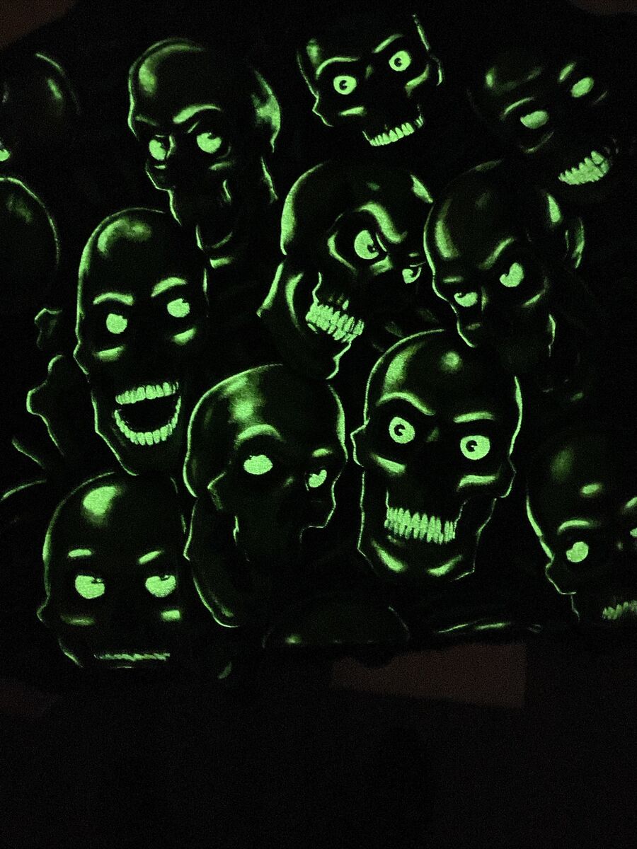 Liquid Blue Glow In The Dark Green skulls 3/6 Mafia Travis Liquid Blue Glow In The Dark Green skulls 3/6 Mafia Travis
