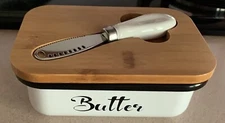 Butter Dish with Lid for Countertop, AISBUGUR Metal Butter Keeper 