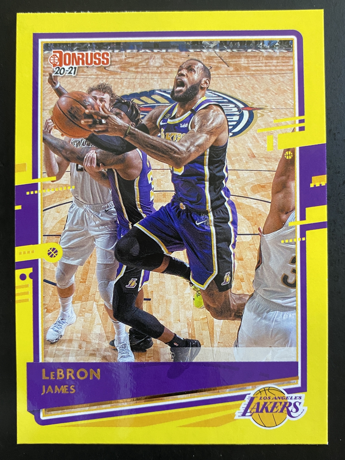 LeBron James 2020-21 Panini Donruss Yellow Flood Los Angeles Lakers #12