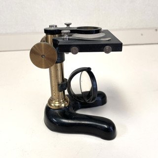 E. Leitz Wetzlar Microscope Base Stand
