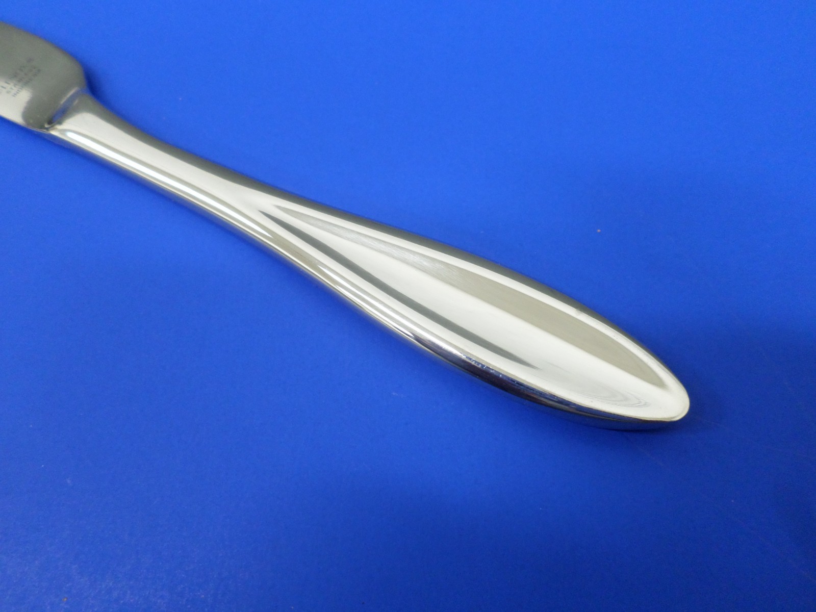 12 - Lenox SCULPT Glossy Pointed Tip 18/10 Stainless Flatware 9" DINNER KNIVES