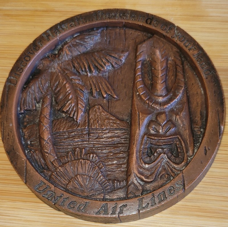 Vintage United Airlines MCM Discover Hawaii Tiki Coasters Melamine Plastic