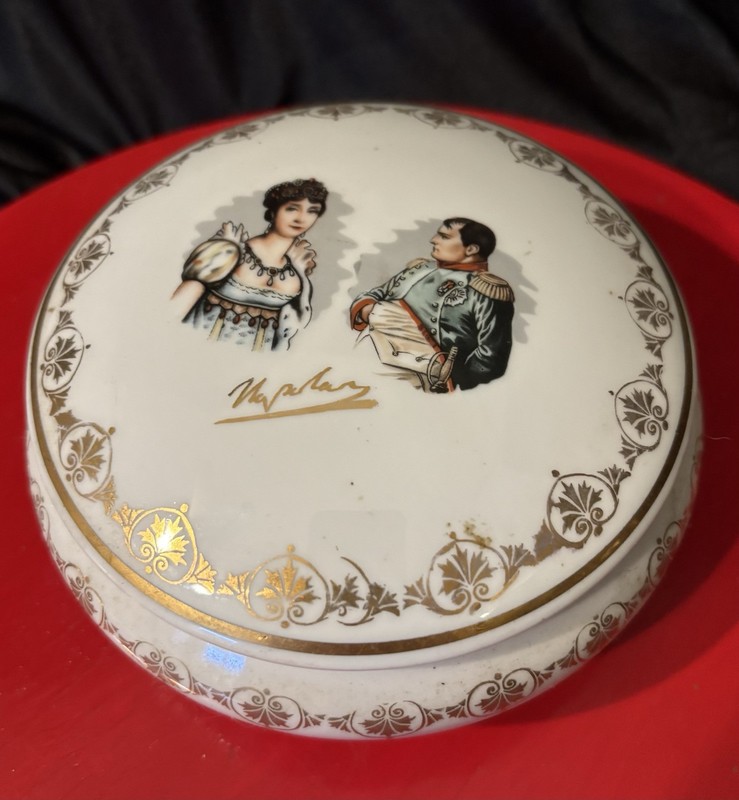 Napoleon and Josephine covered dish