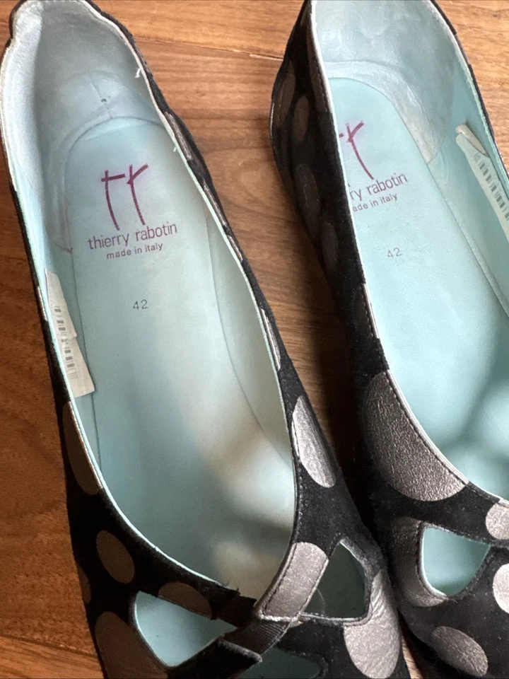 THIERRY RABOTIN 尺寸 42 US 11 黑色银色圆点平底鞋 意大利 完好 — 第 2/4 张图片