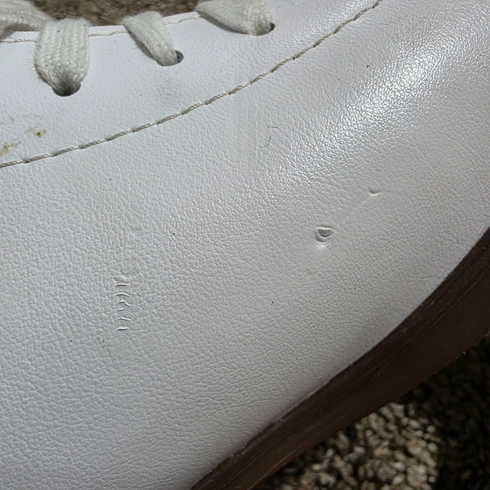 GAM Figure Skates 7.5 C w/ 10¼" Blades + Guardog Covers – White