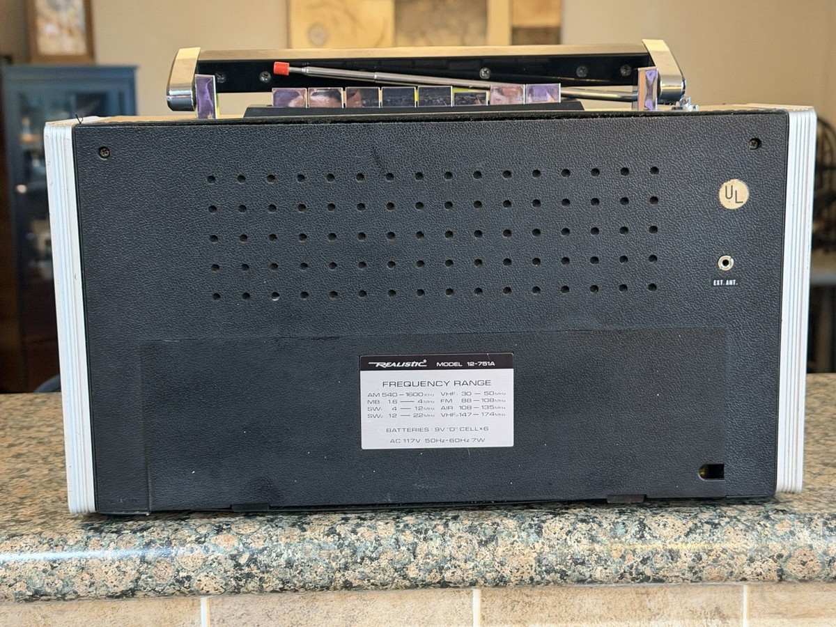 Realistic 8-バンドラジオ 12-751A 動作品 Vintage Realistic Astronaut 8 Multi Band Shortwave Radio FM Am Sw1