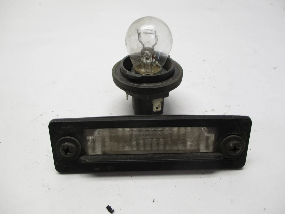 2003 BMW K1200 K 1200 GT LICENSE PLATE LIGHT - Image 3 of 3