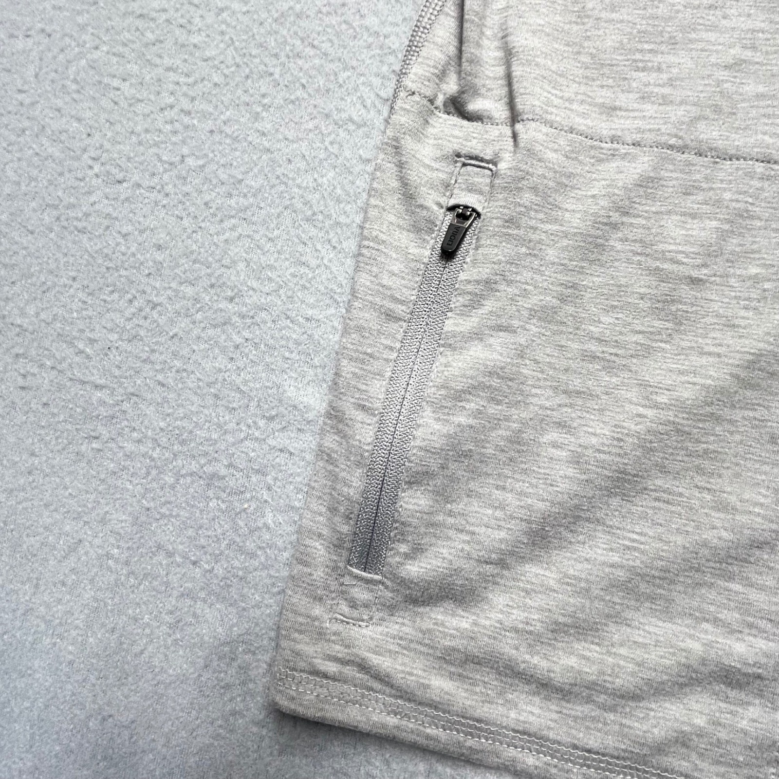 Vuori Quarter Zip Pullover Men Gray Heathered Lon… - image 7