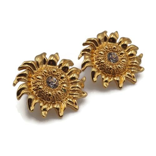 Pendientes de poste de girasol con detalles de estrás de cristal liso y texturizado en tono dorado - Imagen 12 de 12